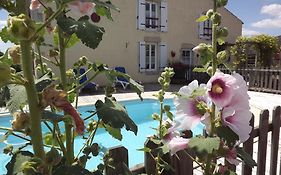 Bed And Breakfast Chambres D'hotes Les Dimes À 2*